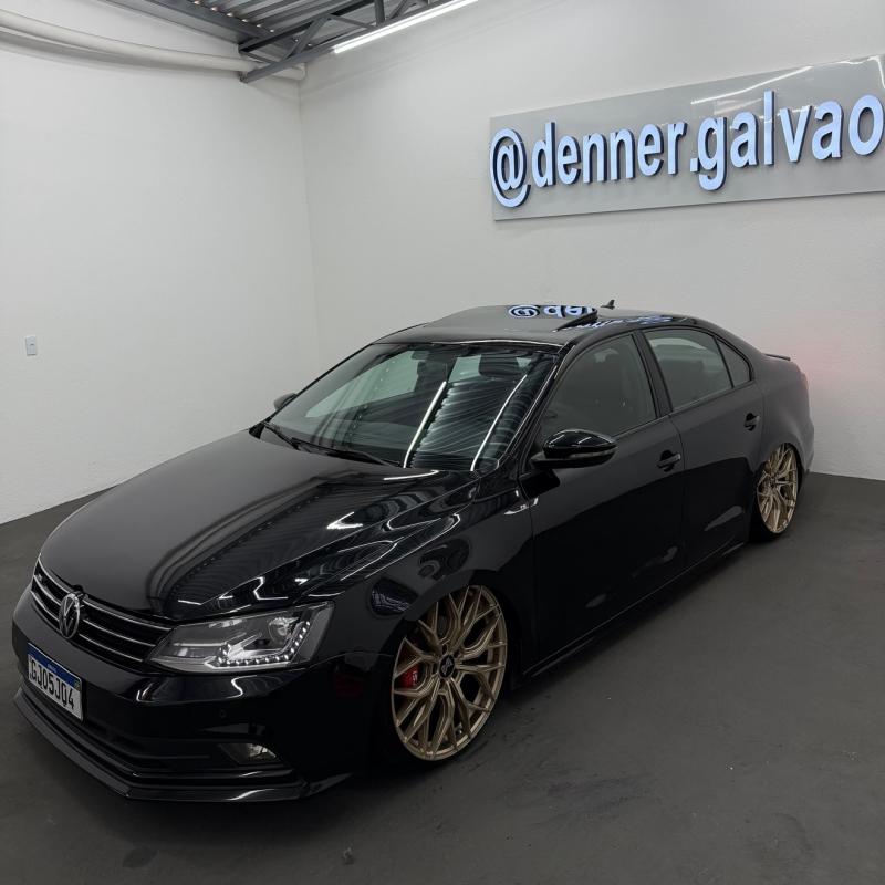 JETTA MALVADEZA